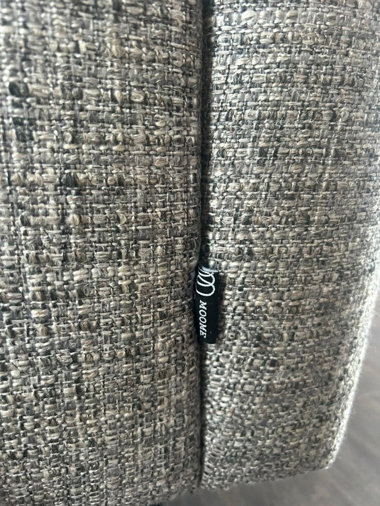 Designbank Moome 2,5 zits - Zo goed als nieuw -, Huis en Inrichting, Ophalen, 150 tot 200 cm, Tweepersoons, 75 tot 100 cm