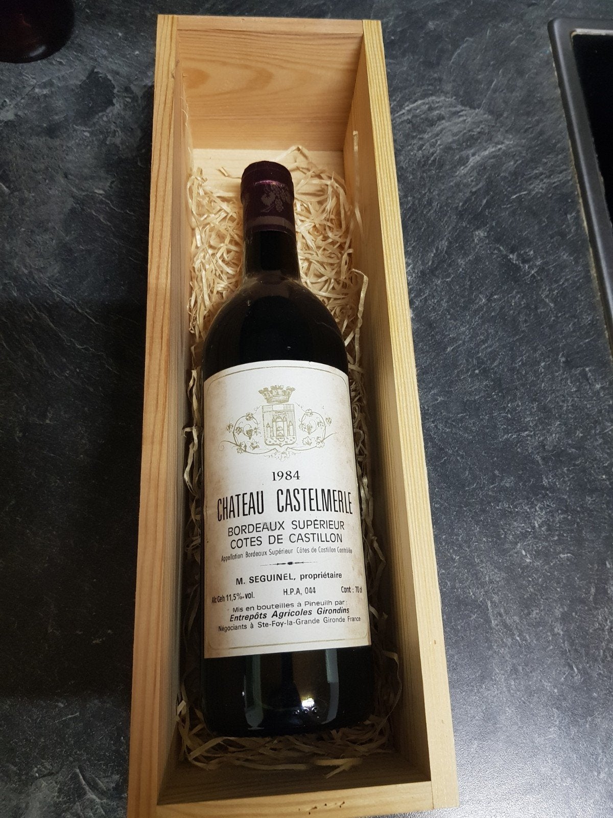 Château Castelmerle Bordeaux Supérieur 1984, Gebruikt, Frankrijk, Ophalen of Verzenden, Rode wijn