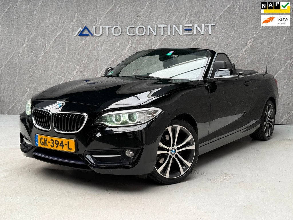 BMW 2-serie Cabrio 218i / NAP / Dealer Onderhouden / APK, Auto's, BMW, Gebruikt, Cabriolet, 4 stoelen, Leder en Stof