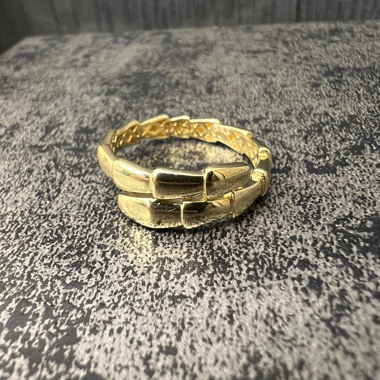 14k gouden ring slang model nieuw, Ophalen of Verzenden, Nieuw, Goud, Dame