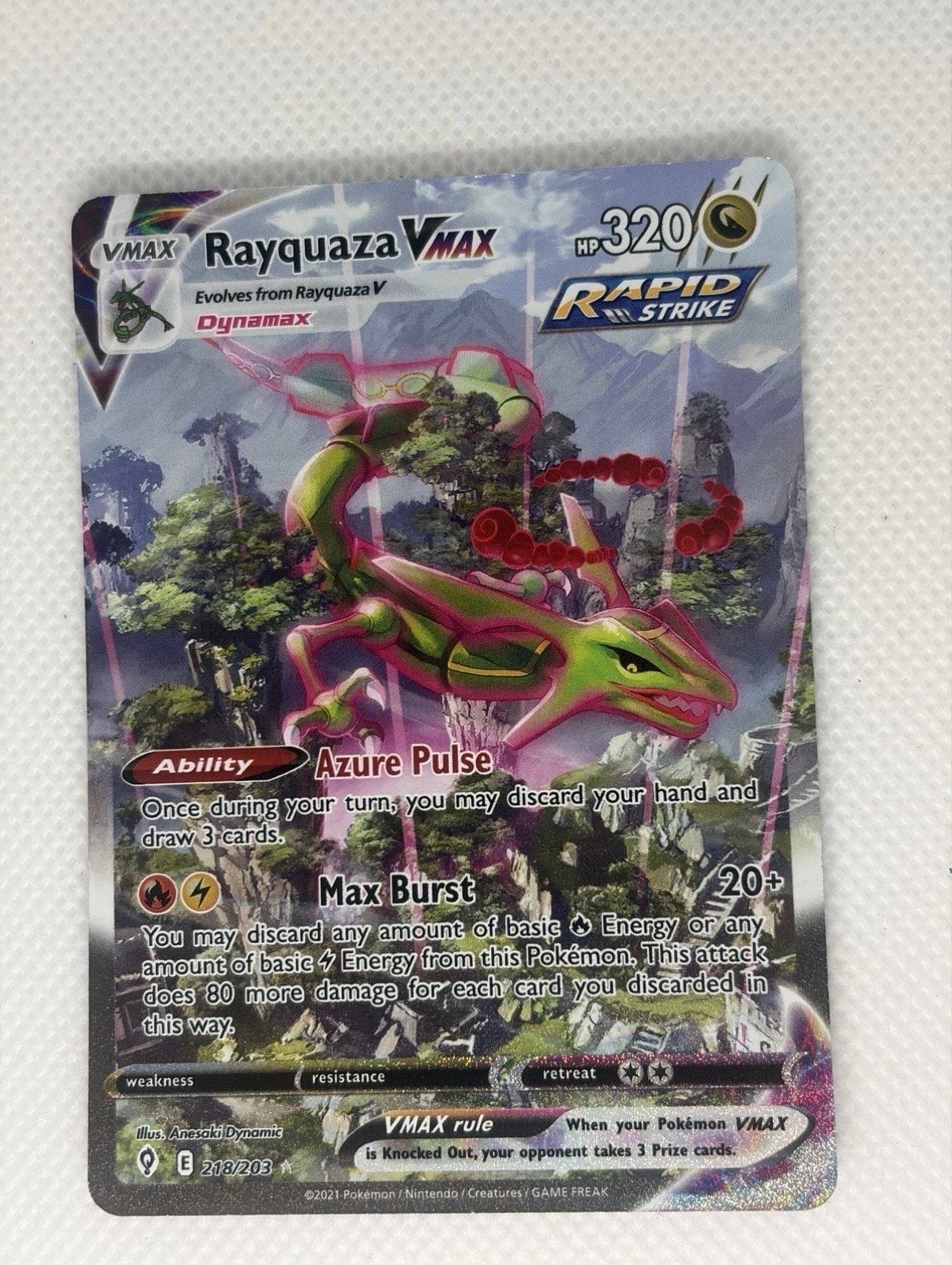 Rayquaza VMAX 218/203, Ophalen of Verzenden, Nieuw, Losse kaart, Foil