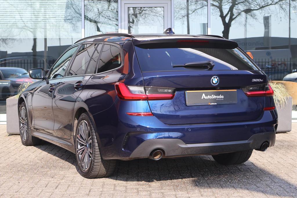 BMW 3-Serie Touring (g21) 320e M-Sport 204pk I Laser LED I C, Auto's, BMW, 1998 cc, Gebruikt, 4 cilinders, Met garantie (alle)
