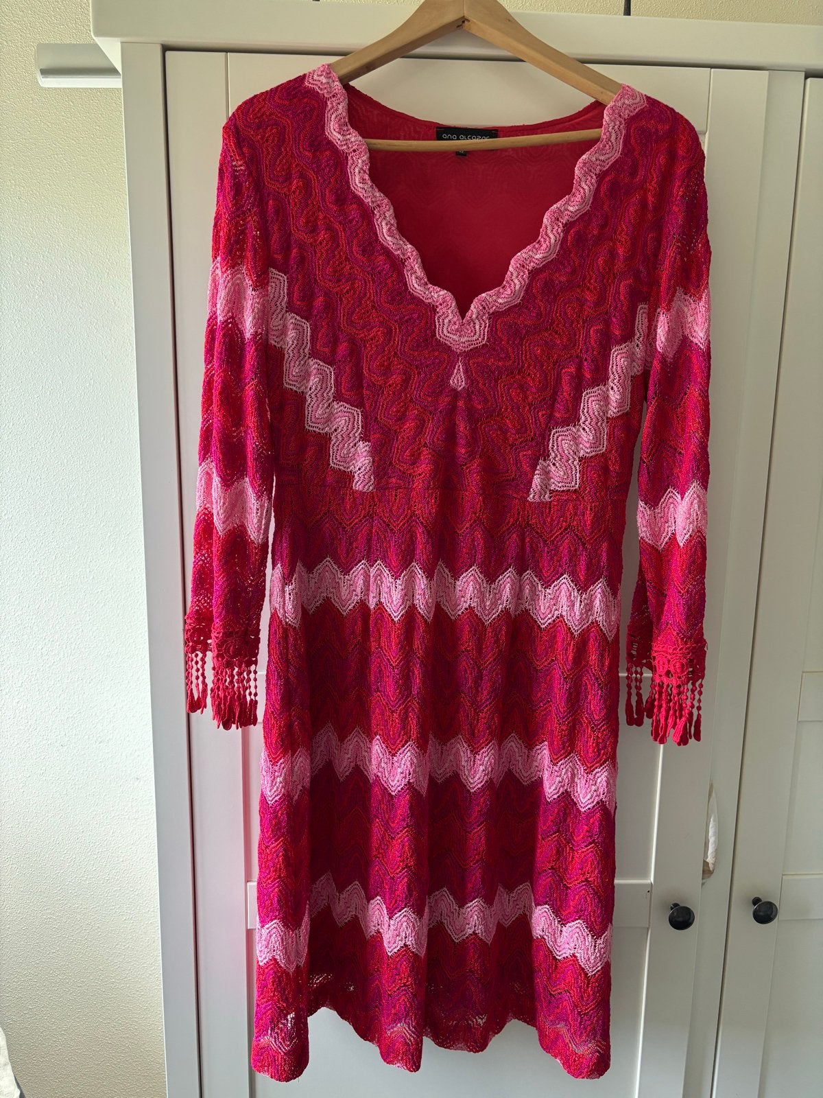 Ana Alcazar jurk rood/roze gehaakt maat 42, Kleding | Dames, Maat 42/44 (L), Ophalen of Verzenden, Zo goed als nieuw, Knielengte
