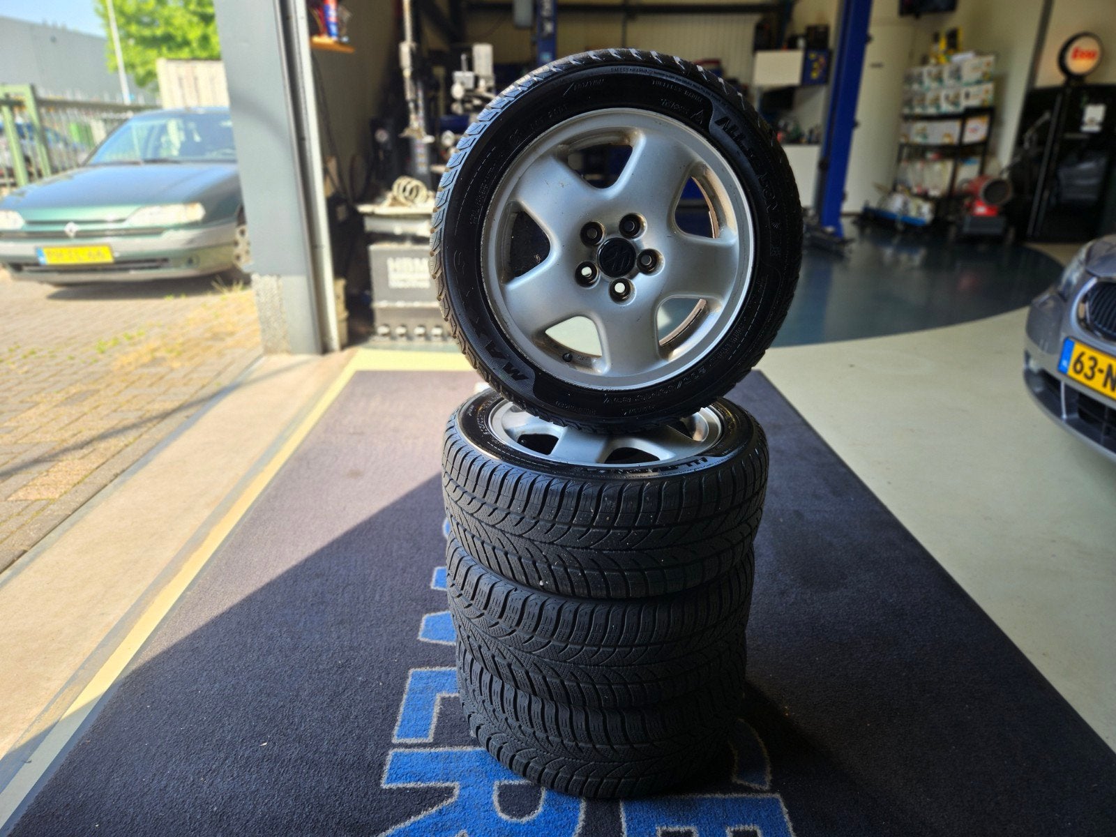 Originele VW Golf VR6 wielen 5x100 205/50/15, Ophalen, Gebruikt, 15 inch, Banden en Velgen