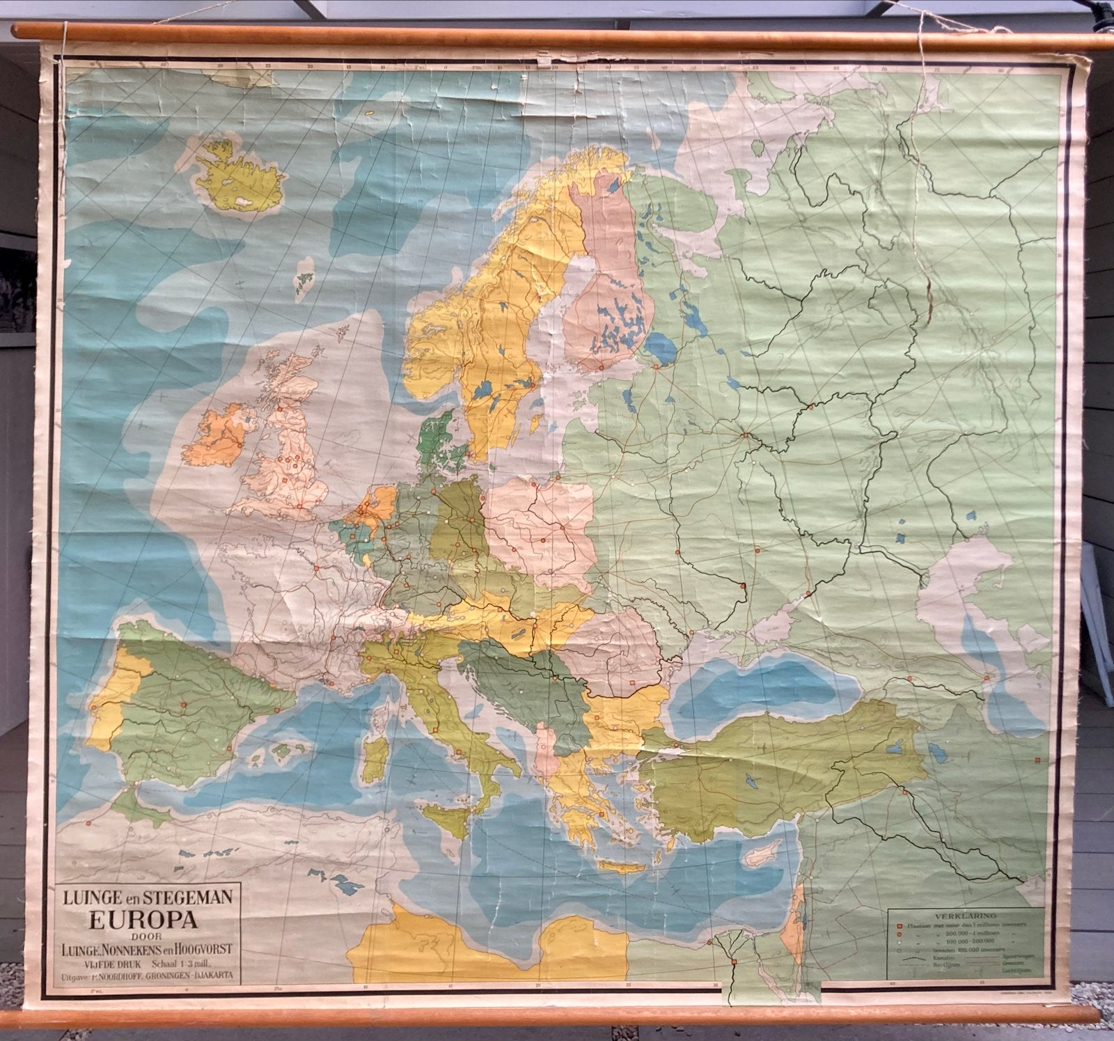 Grote schoolkaart Europa van Luinge en Stegeman, Boeken, Atlassen en Landkaarten, Europa Overig, Landkaart, 1800 tot 2000, Ophalen
