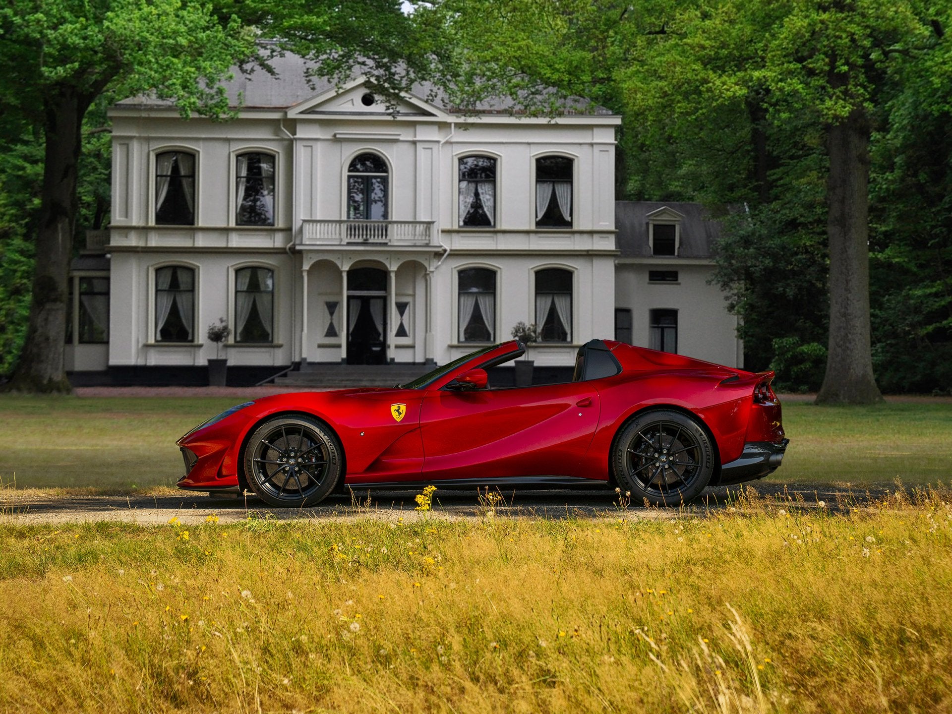 Ferrari 812 GTS 6.5 V12 HELE | Atelier Car | Rosso Magma | F, Auto's, Ferrari, Automaat, Achterwielaandrijving, Overige modellen
