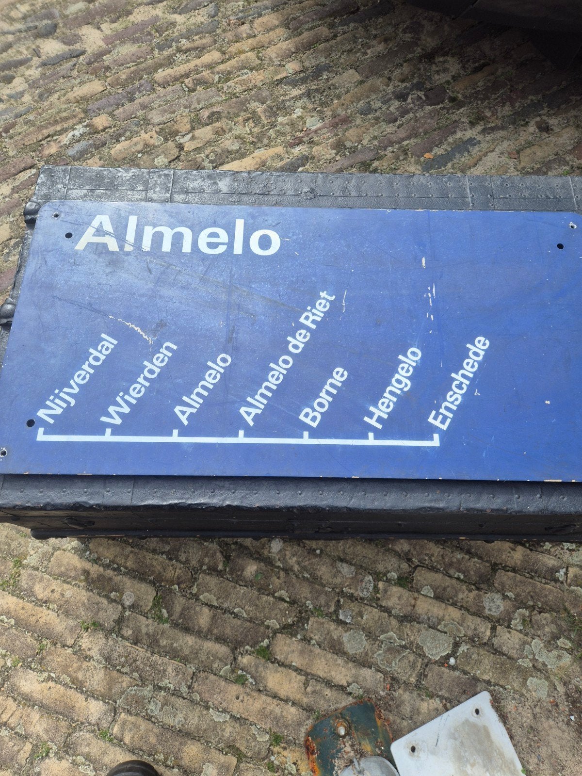 Uniek metalen NS treinbord Nijverdal Wierden Almelo Enschede, Ophalen, Gebruikt, Trein, Overige typen