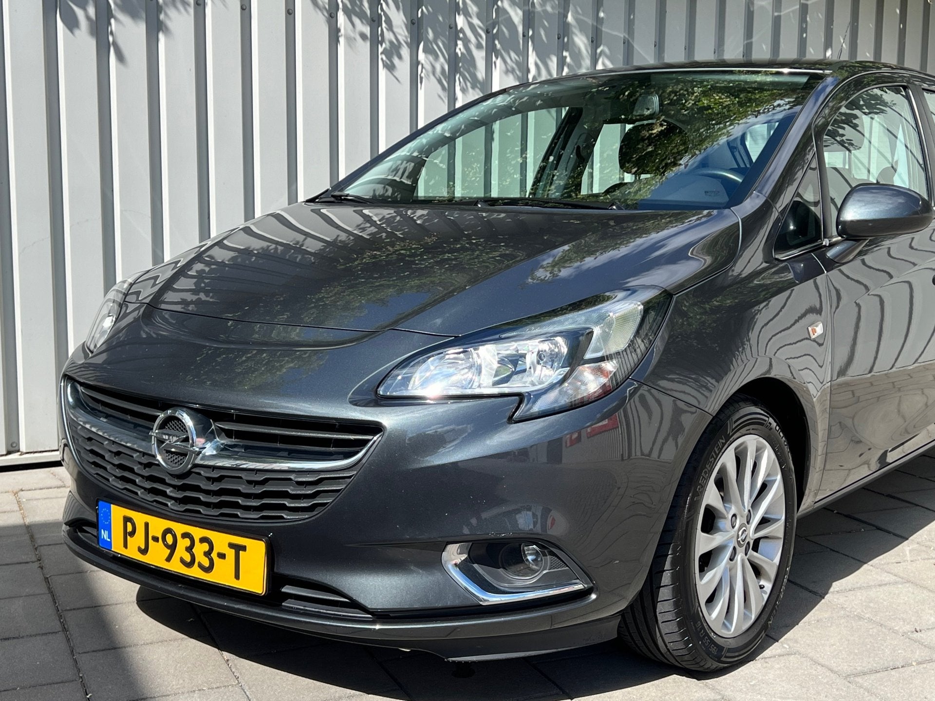 Opel Corsa 1.4 Innovation|Navigatie|Airco|, Voorwielaandrijving, Gebruikt, 4 cilinders, 49 €/maand