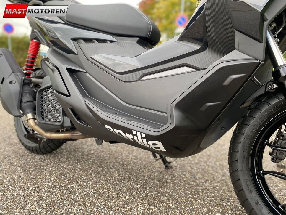 APRILIA SR GT 200 (bj 2026) 1.454 km, Scooter, Bedrijf, Onbekend, APRILIA