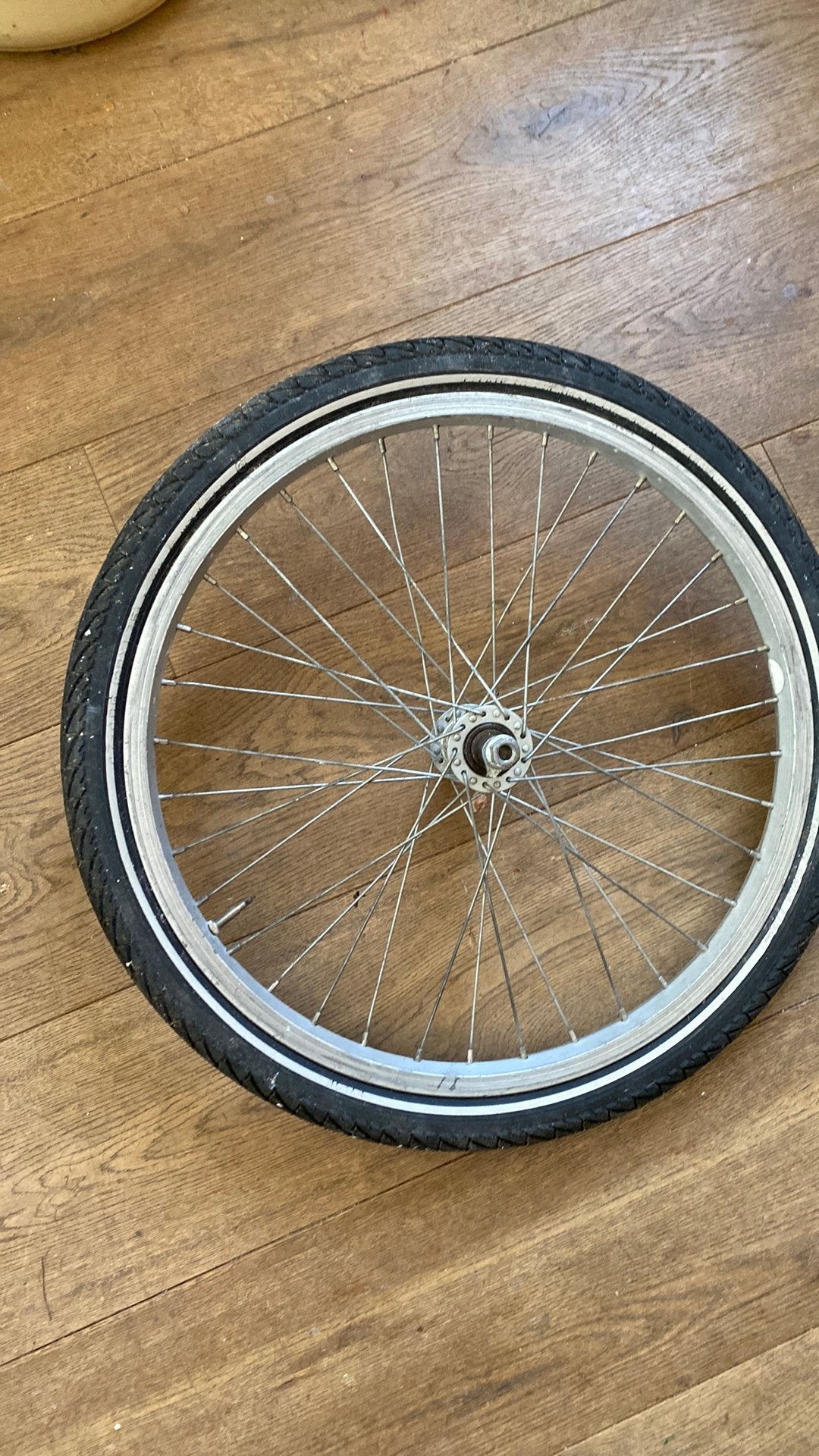 20 inch voorwiel, Ophalen, Zo goed als nieuw, Bakfiets