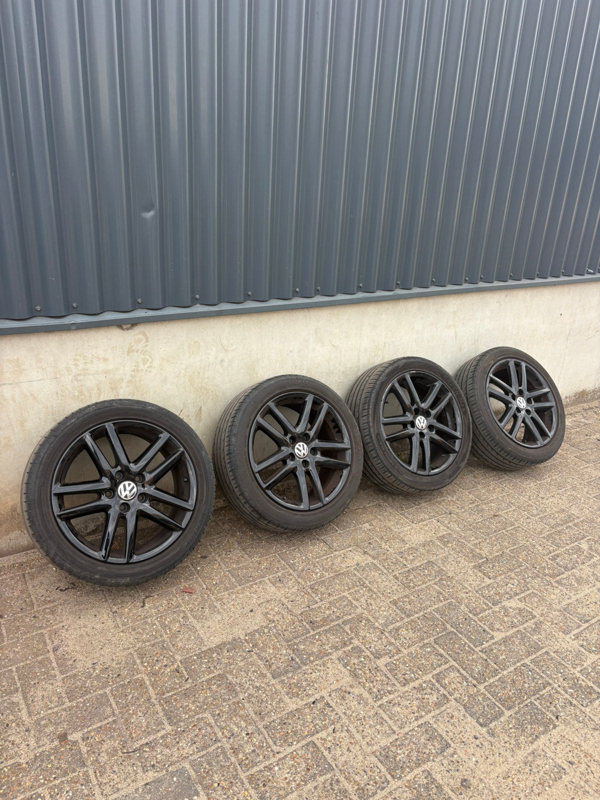 Velgen VW Golf 17 inch, Ophalen, Gebruikt, Banden en Velgen, 17 inch