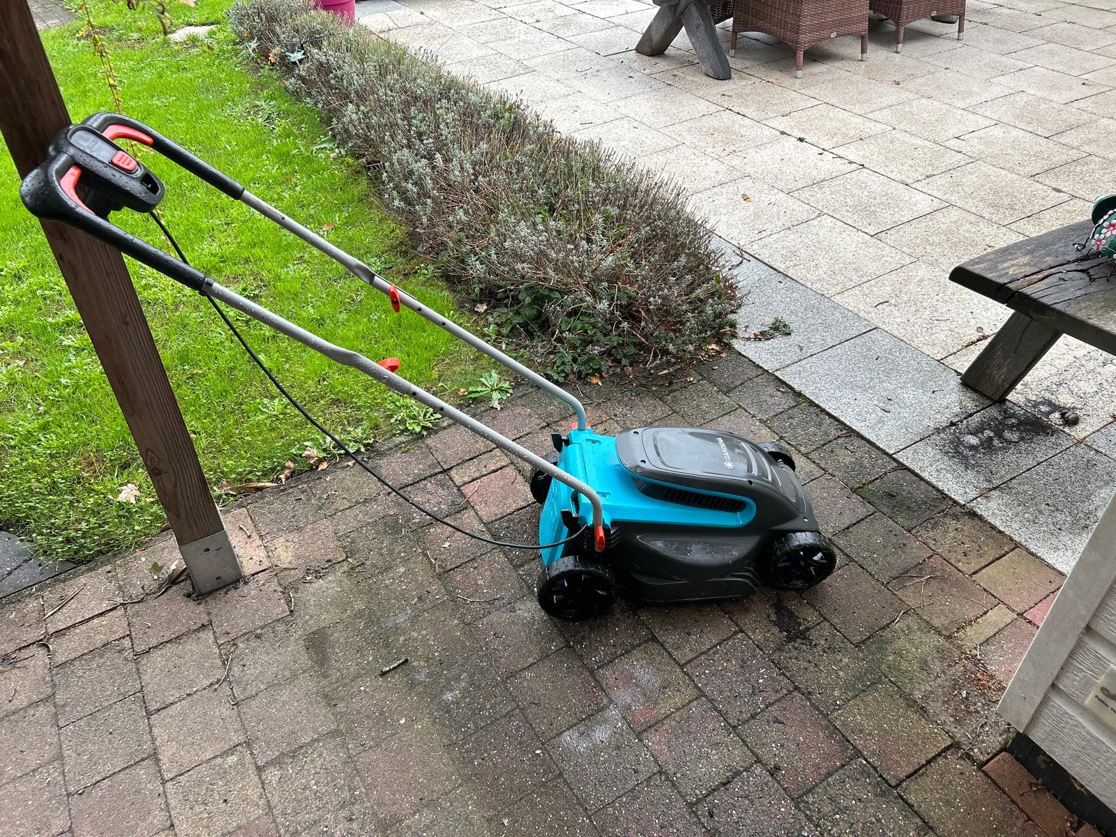 Gardena Elektrische Grasmaaier - Compact en Krachtig, Cirkelmaaier, Gebruikt, Elektrische grasmaaier, Ophalen of Verzenden