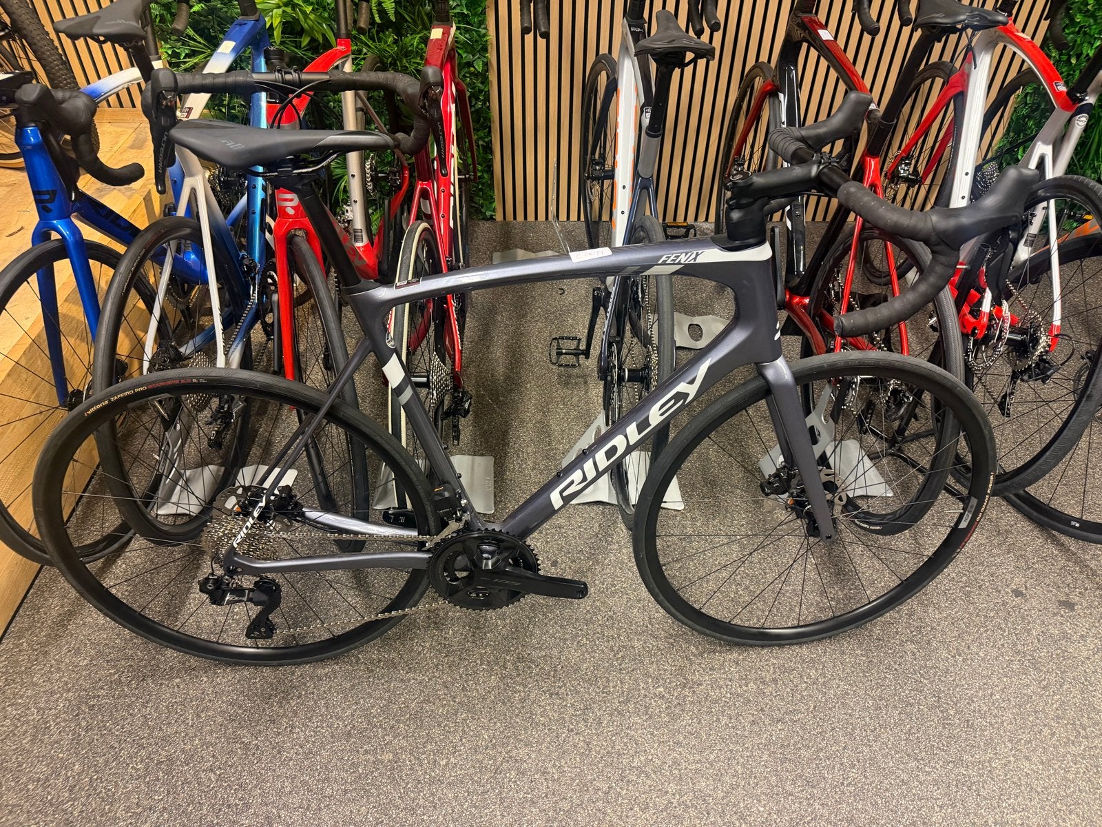 Nieuwe Ridley Fenix SL 105 Di2 - Maat L - Scherpe Prijs!, 28 inch, Carbon, Heren, Nieuw