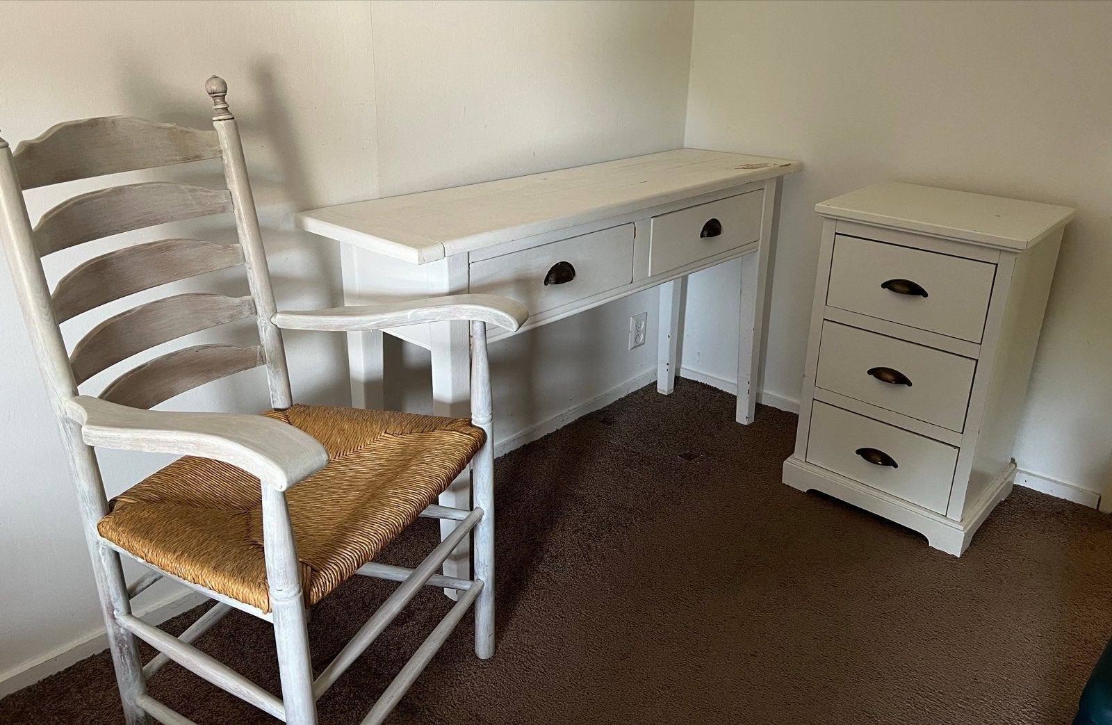 Set van 3 opknap meubels, sidetable, stoel en ladekast, Ophalen, Gebruikt, Wit, Eén
