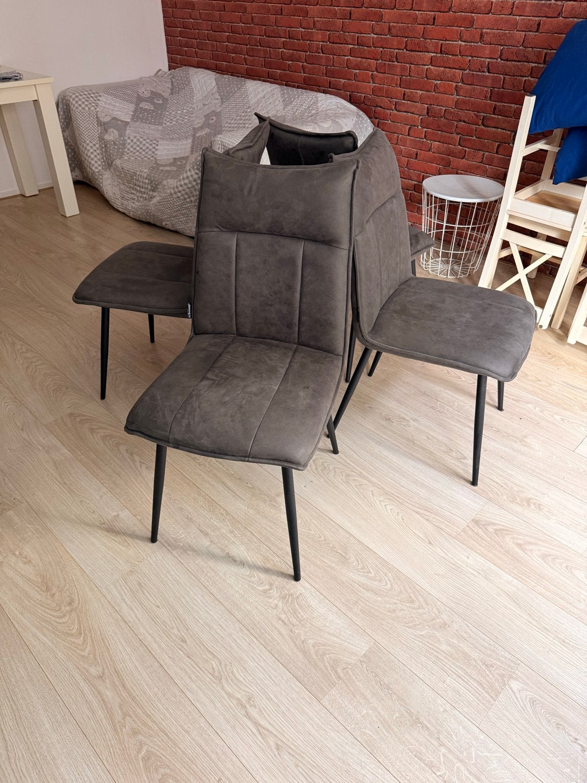 4x de Bommel eetkamerstoelen – leder – grijs/antraciet, Huis en Inrichting, Ophalen, Gebruikt, Vijf, Zes of meer stoelen, Stof