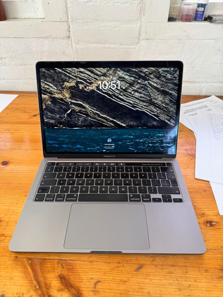 MacBook Pro touchbar 13-inch 2020 - 16GB RAM, 512GB SSD, MacBook Pro, 2 tot 3 Ghz, Qwerty, 13 inch