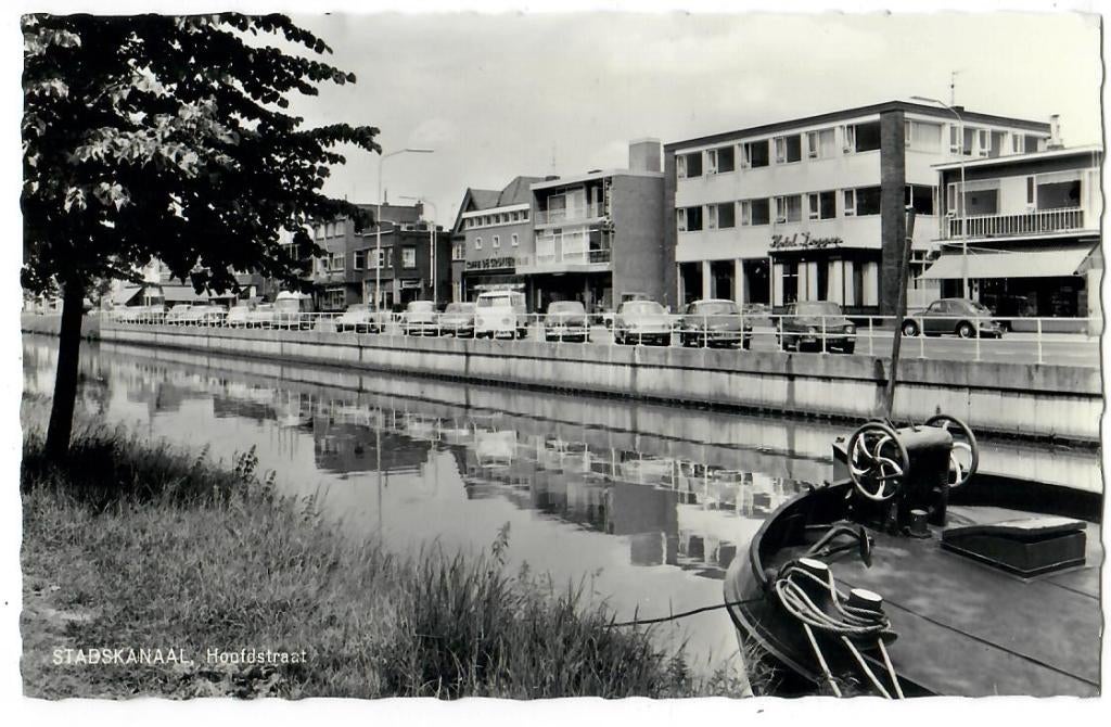 Stadskanaal - Hoofdstraat, Verzamelen, Ansichtkaarten | Nederland, Verzenden, 1960 tot 1980, Gelopen, Groningen