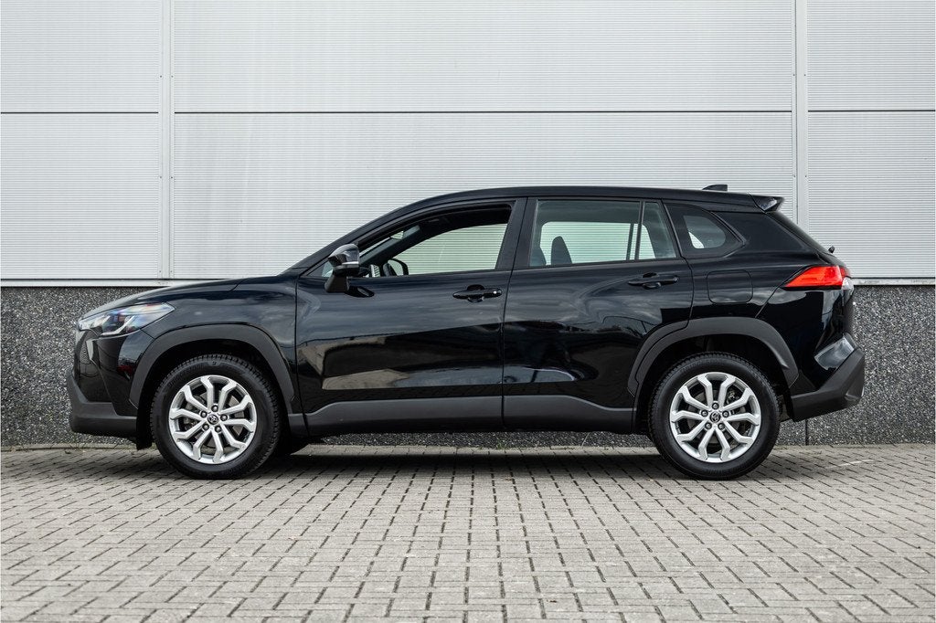 Toyota Corolla Cross 2.0 High Power Hybrid Active Camera / C, Auto's, Toyota, Stof, Gebruikt, 4 cilinders, Zwart