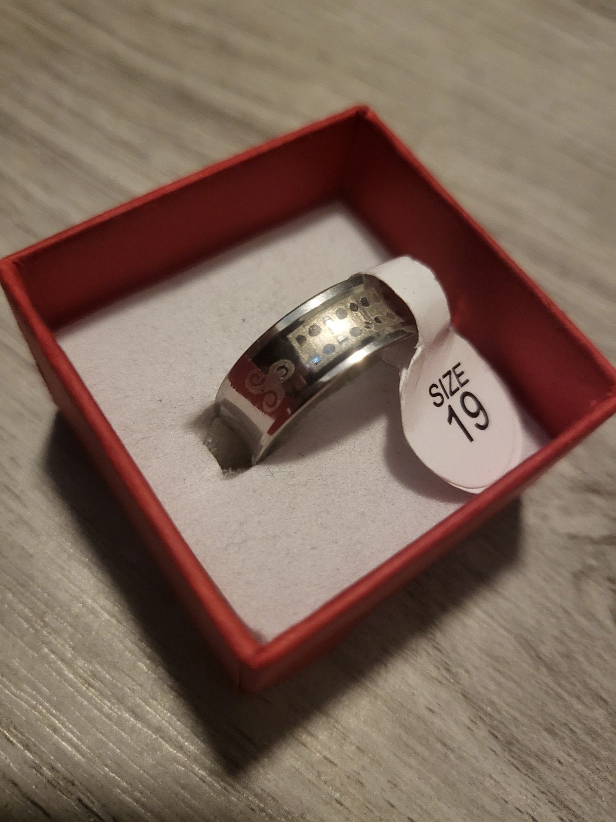 Nieuwe zilverkleurige ring, maat 19, IJzer of Staal, 19 tot 20, Nieuw, Ophalen of Verzenden
