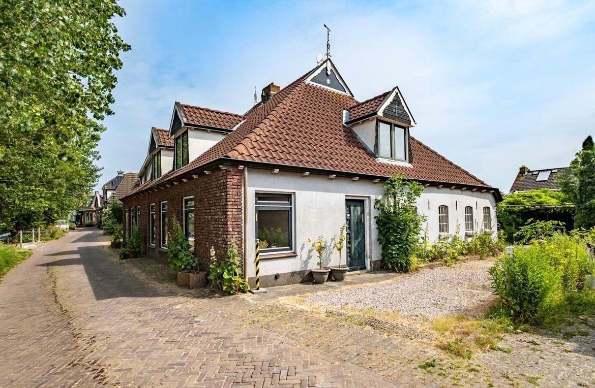 Grote partij dakpannen - op 17 oktober, Ophalen, Gebruikt, Steen of Klei, 15 m² of meer