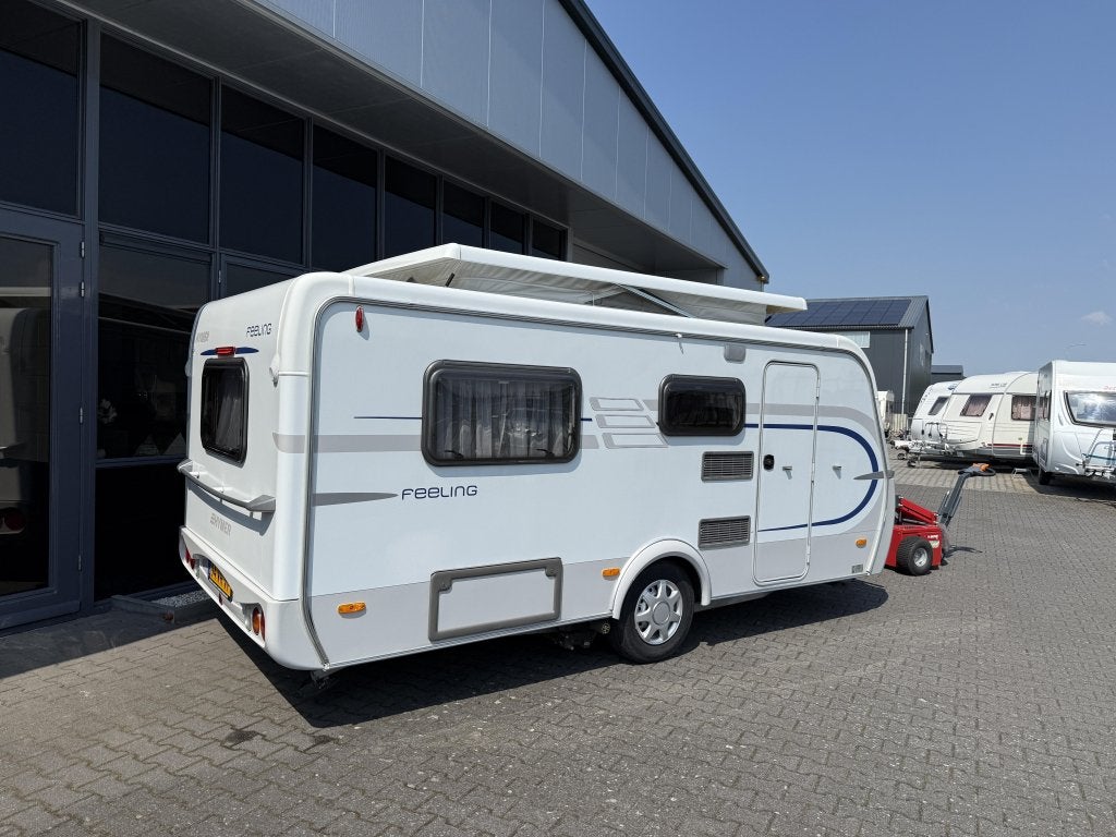 Eriba Feeling 430 Langslaper # Aparte bedden 200cm WC + Zit, Caravans en Kamperen, Standaardzit, Lengtebed, Bedrijf, Schokbreker