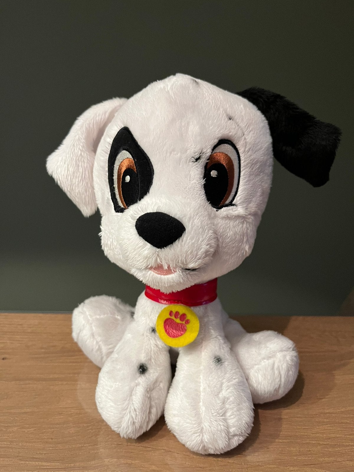 Leuke Dalmatiër knuffel Disney 23cm, Ophalen of Verzenden, Zo goed als nieuw, Hond