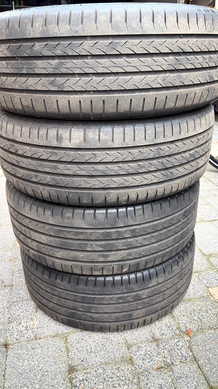 4 Zomerbanden 20 inch zo goed als nieuw - Continental, Auto-onderdelen, Banden en Velgen, Ophalen, Gebruikt, 255 mm, Band(en)