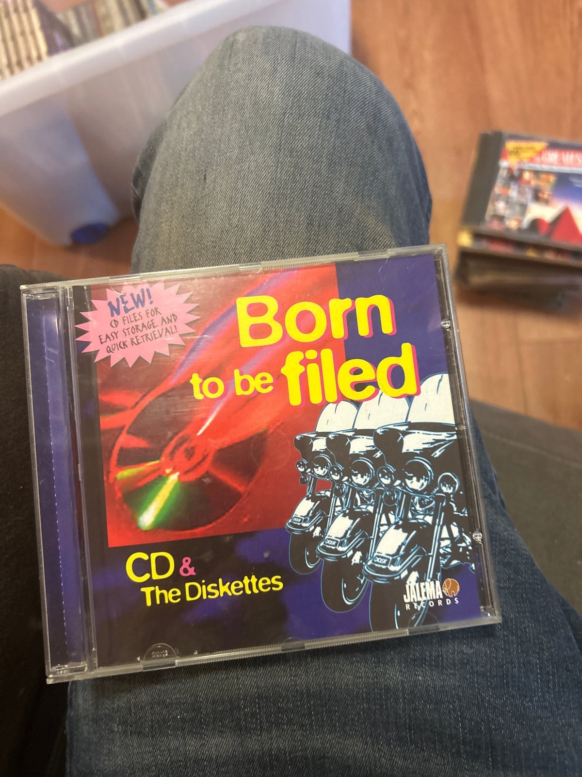 Born to be Filed - CD & The Diskettes (Superhits 70s), Ophalen of Verzenden, Gebruikt, Verzamelalbum, Inclusief doosje