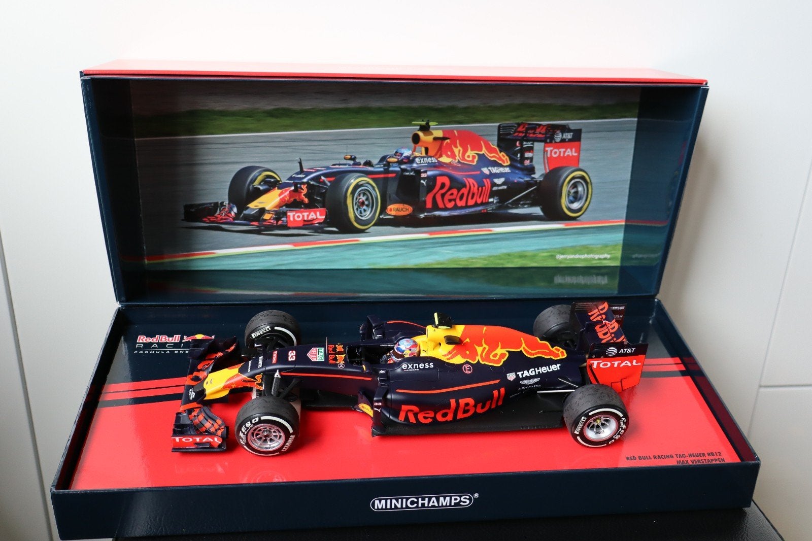 Max verstappen Redbull RB12 1st win 1:18, Ophalen of Verzenden, Nieuw, Formule 1