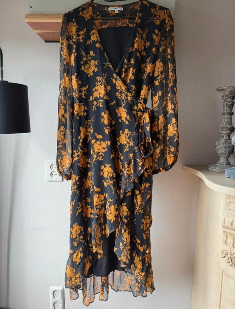 Mooie wikkeljurk van Harper & Yve in maat XS, Verzenden, Zwart, Zo goed als nieuw, Maat 34 (XS) of kleiner