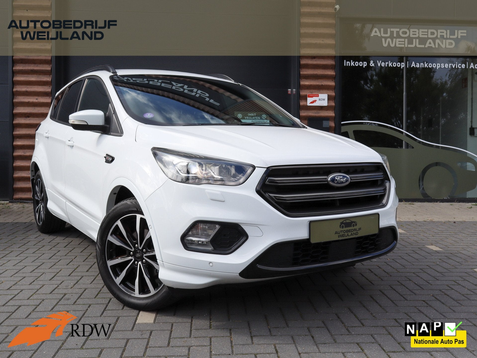 Ford Kuga 1.5 EcoBoost ST Line Trekhaak 1800kg I ST-line I P, Auto's, Dealer onderhouden, 4 cilinders, Wit, Origineel Nederlands