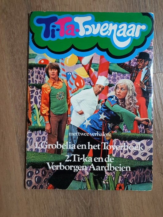 ti-ta tovenaar - stickerboek tita tovenaar, Boeken, Ophalen of Verzenden, Gelezen