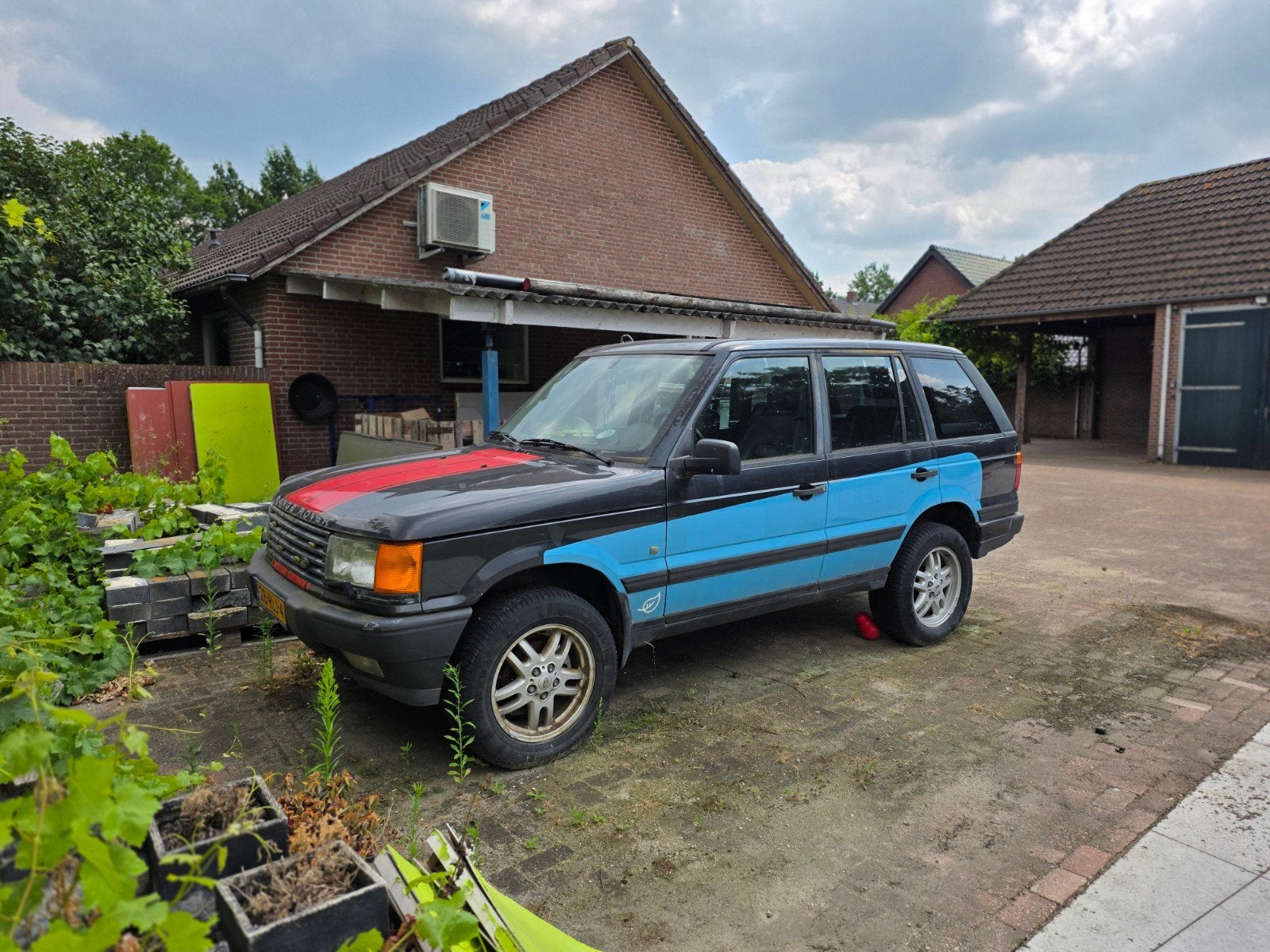 Land Rover Range Rover DSE 2.5ltr 6 cilinder 1996, 2500 cc, Zwart, Zwart, Leder