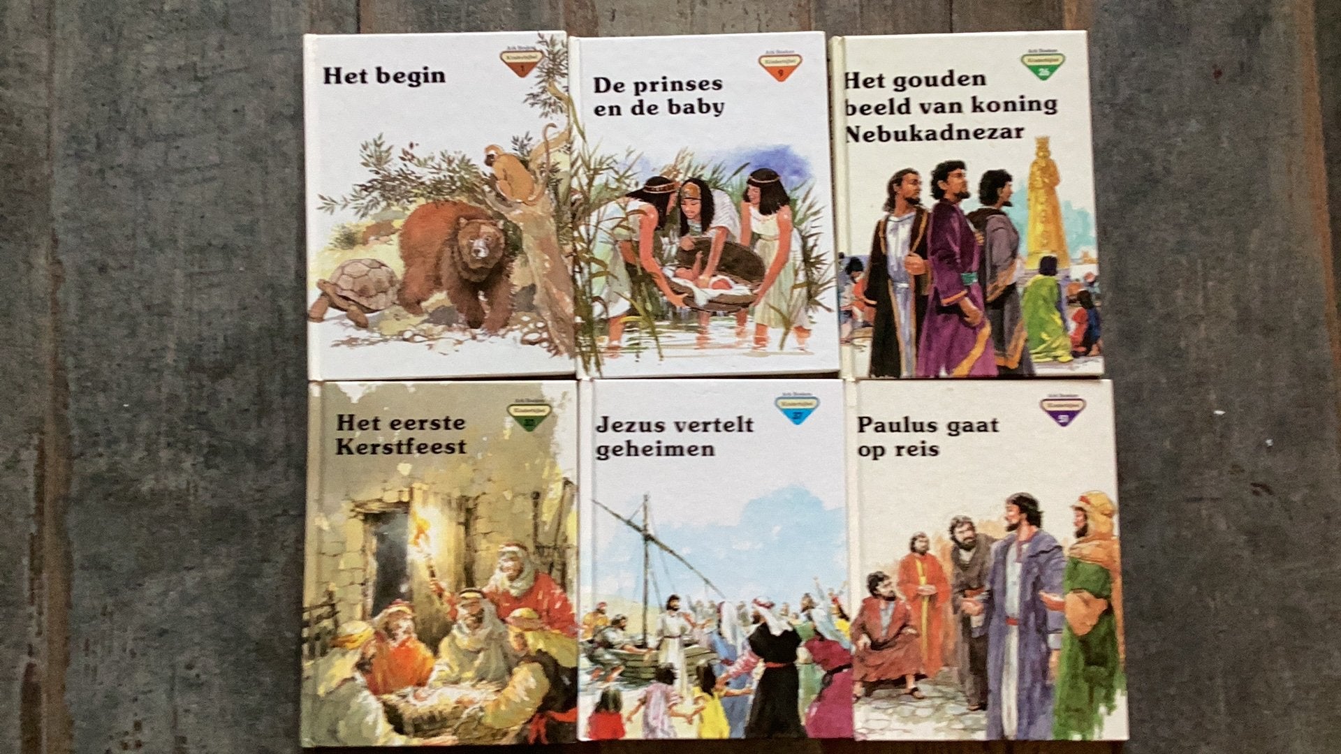 6 x Ark Boeken Kinderbijbel: 1, 9, 26, 32, 37 en 51, Ophalen of Verzenden, Gelezen, Christendom | Protestants
