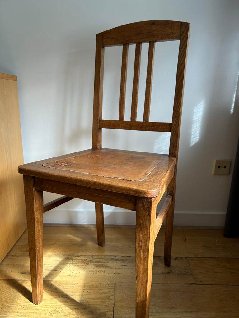 Vintage houten stoel, Ophalen
