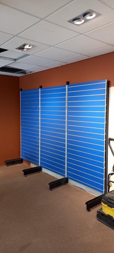 Rive winkel presentatie lamellen wand, Ophalen, Gebruikt, Overige typen, Nvt
