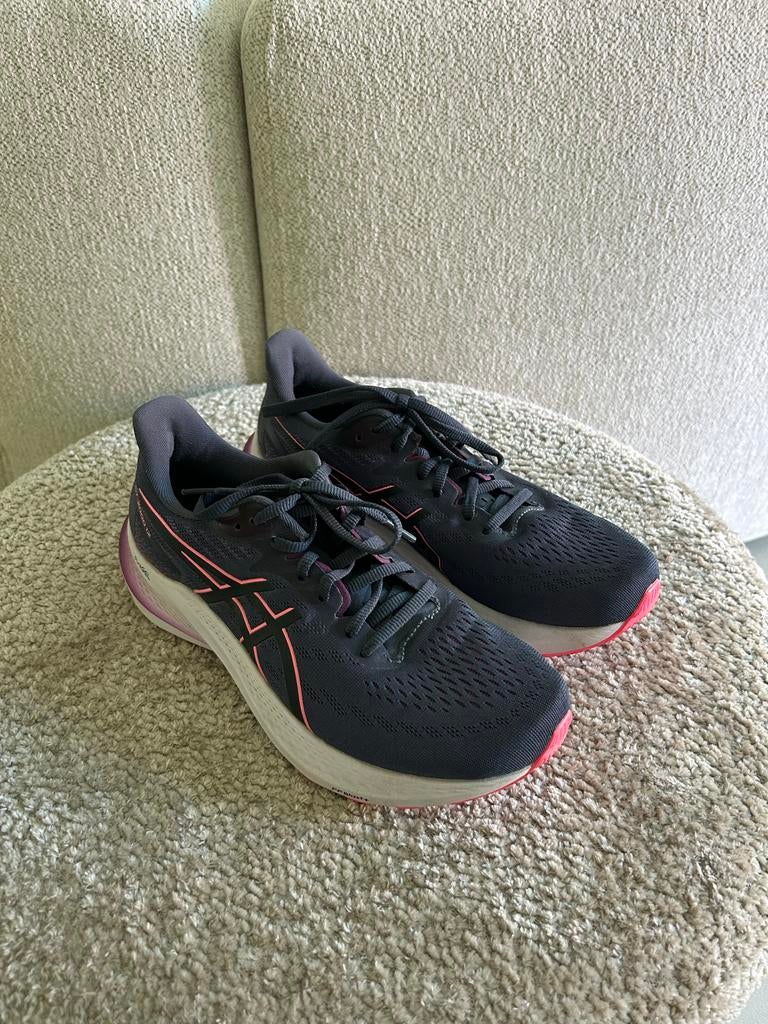 ASICS GT 2000-12 hardloopschoenen dames - Maat 40.5, Sport en Fitness, Loopsport en Atletiek, Ophalen of Verzenden, Zo goed als nieuw