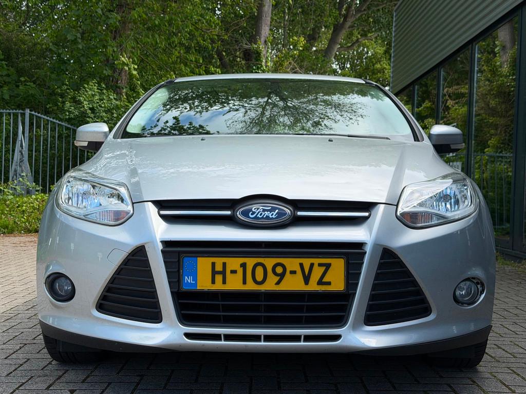 Ford Focus Wagon 1.0 EcoBoost Titanium Airco Navi, Euro 5, 125 pk, Gebruikt, Handgeschakeld