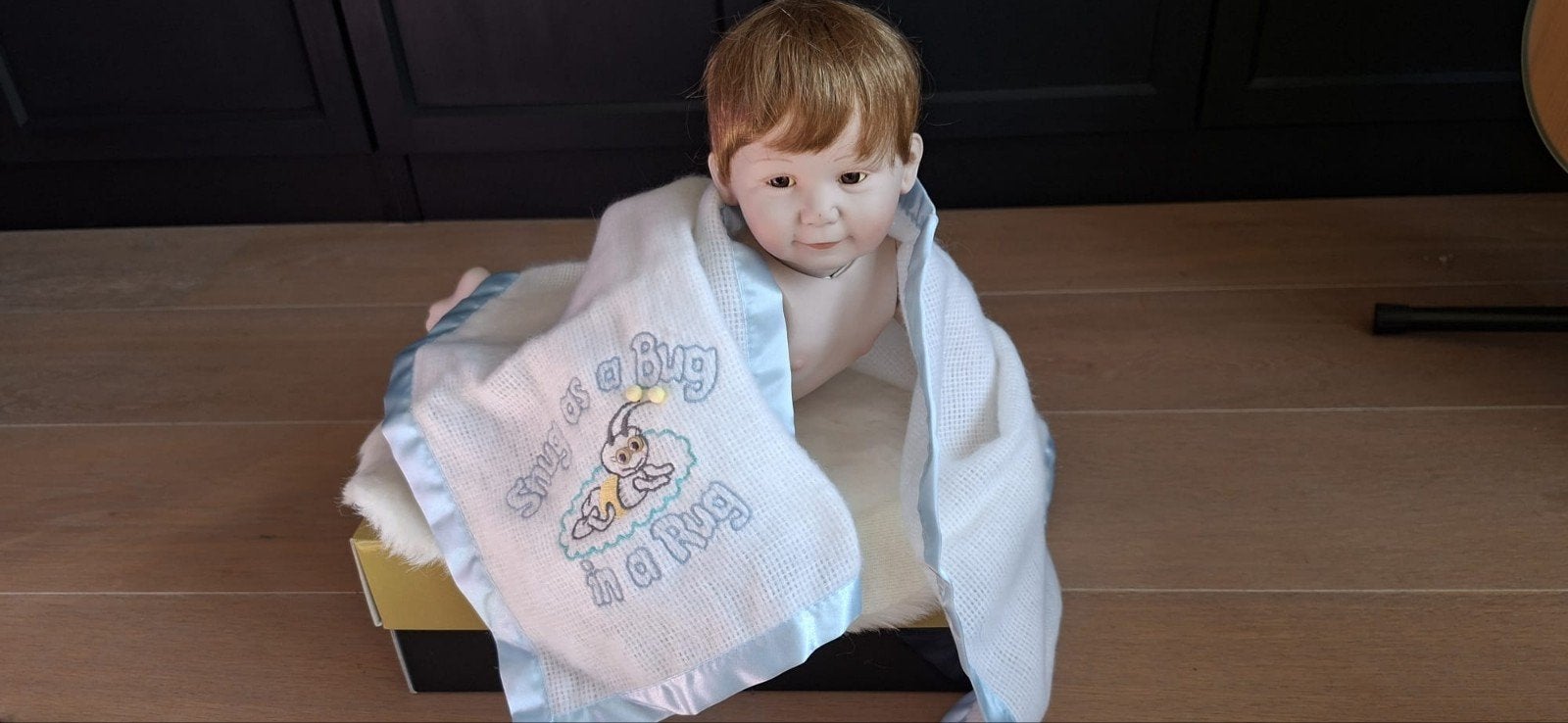 Ashton Drake Snug as a Bug in a Rug babypop, Ophalen, Zo goed als nieuw, Babypop, Levensecht of Reborn