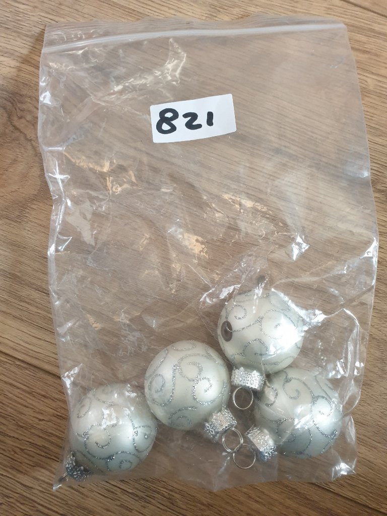 Kleine kerstballen Set 821, Diversen, Ophalen of Verzenden, Zo goed als nieuw