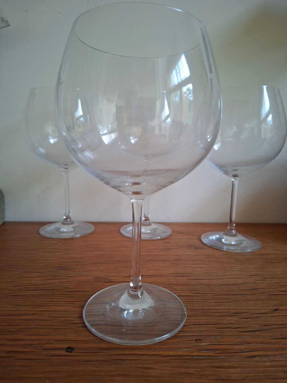 Vier bourgogne glazen, Verzamelen, Glas en Borrelglaasjes, Ophalen, Zo goed als nieuw, Overige typen