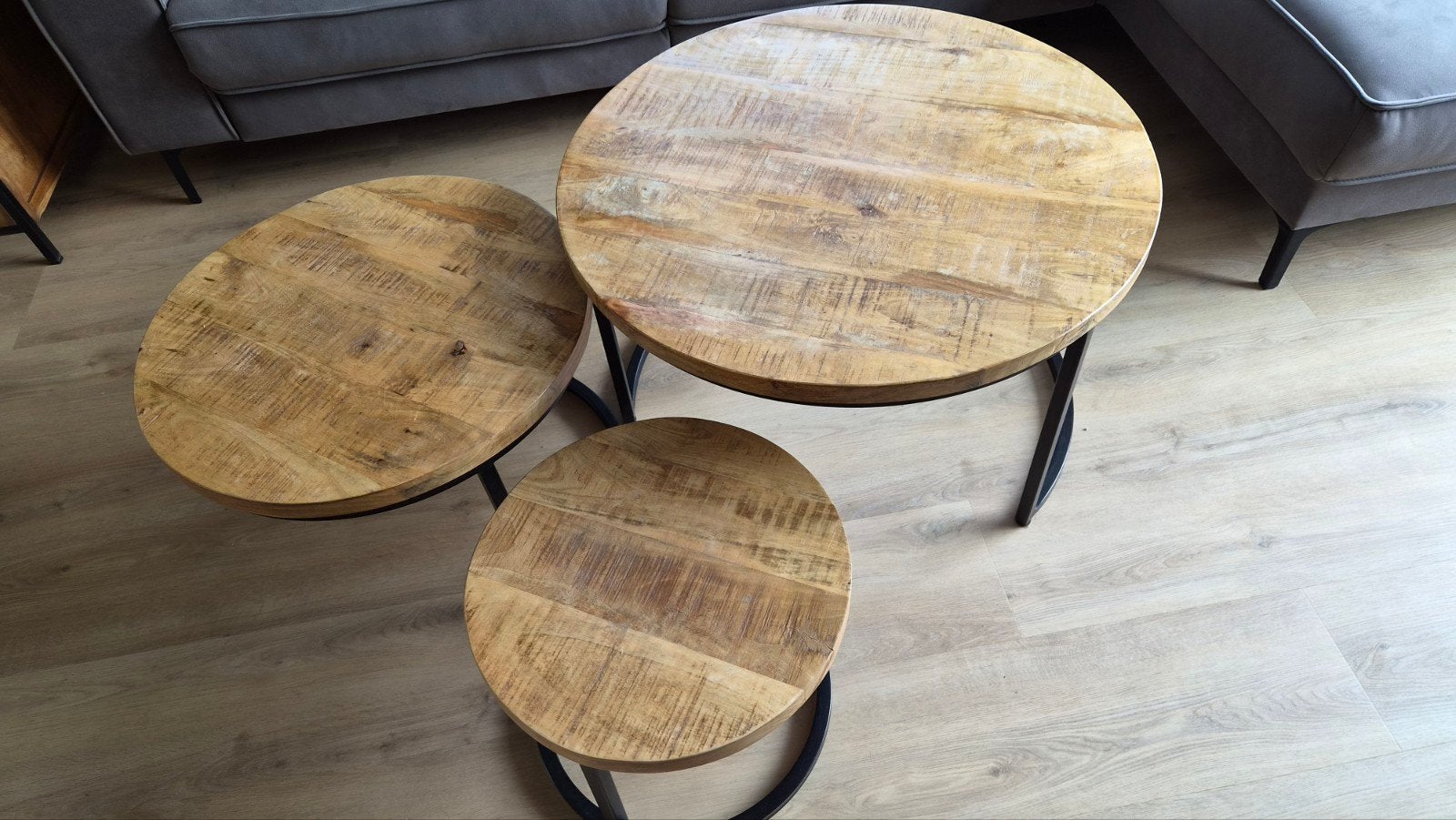 Set van 3 ronde salontafels van mangohout en metaal, Huis en Inrichting, Ophalen, 50 tot 100 cm, Rond, 50 tot 100 cm
