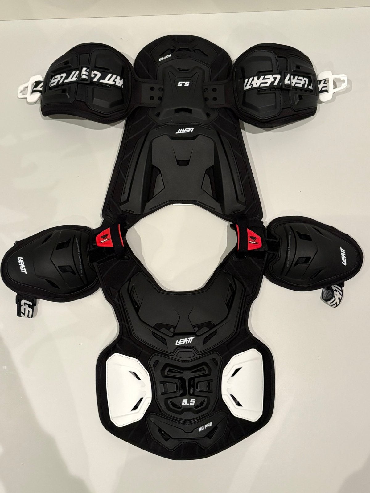 Leatt bodyprotector 5.5 Pro HD jeugd motocross bescherming, Motoren, Ophalen of Verzenden, Tweedehands, Kinderen, Motorcrosskleding