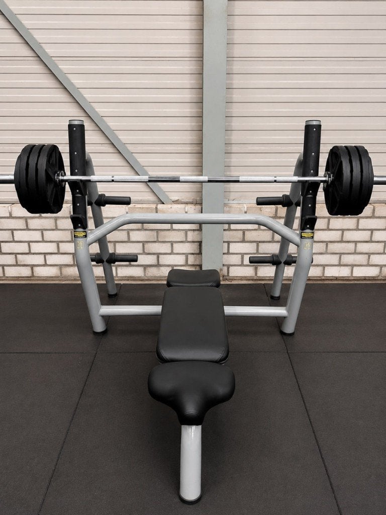 Technogym Flat Bench Press, Ophalen of Verzenden, Zo goed als nieuw