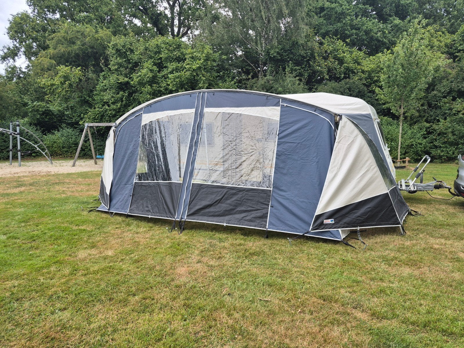 Unico Verona luifel+voorwand. Voortent mt 12 ZGAN  juli'24, Ophalen, Zo goed als nieuw, Tot en met 4