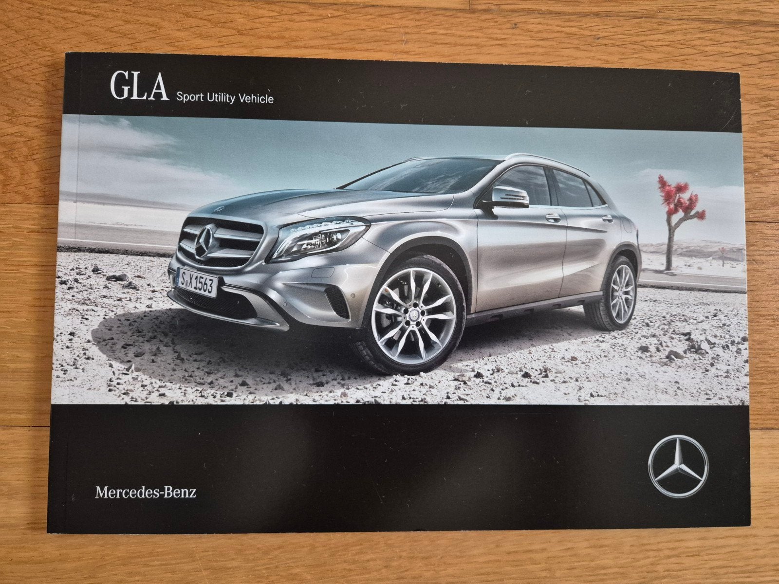 Mercedes GLA brochure 2016, Ophalen of Verzenden, Zo goed als nieuw, Mercedes
