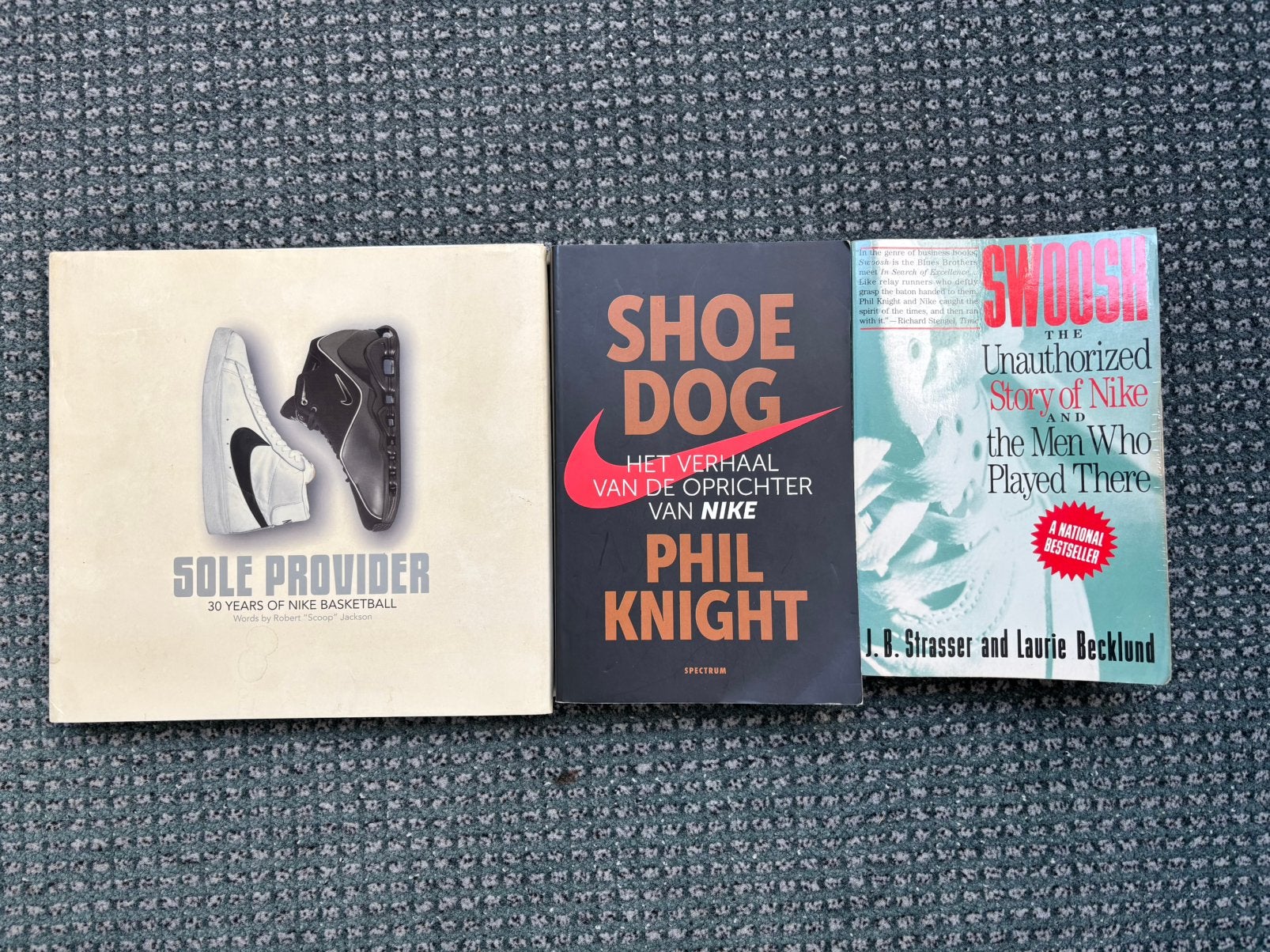 Nike boeken Sole Provider, Ophalen of Verzenden, Zo goed als nieuw, Balsport