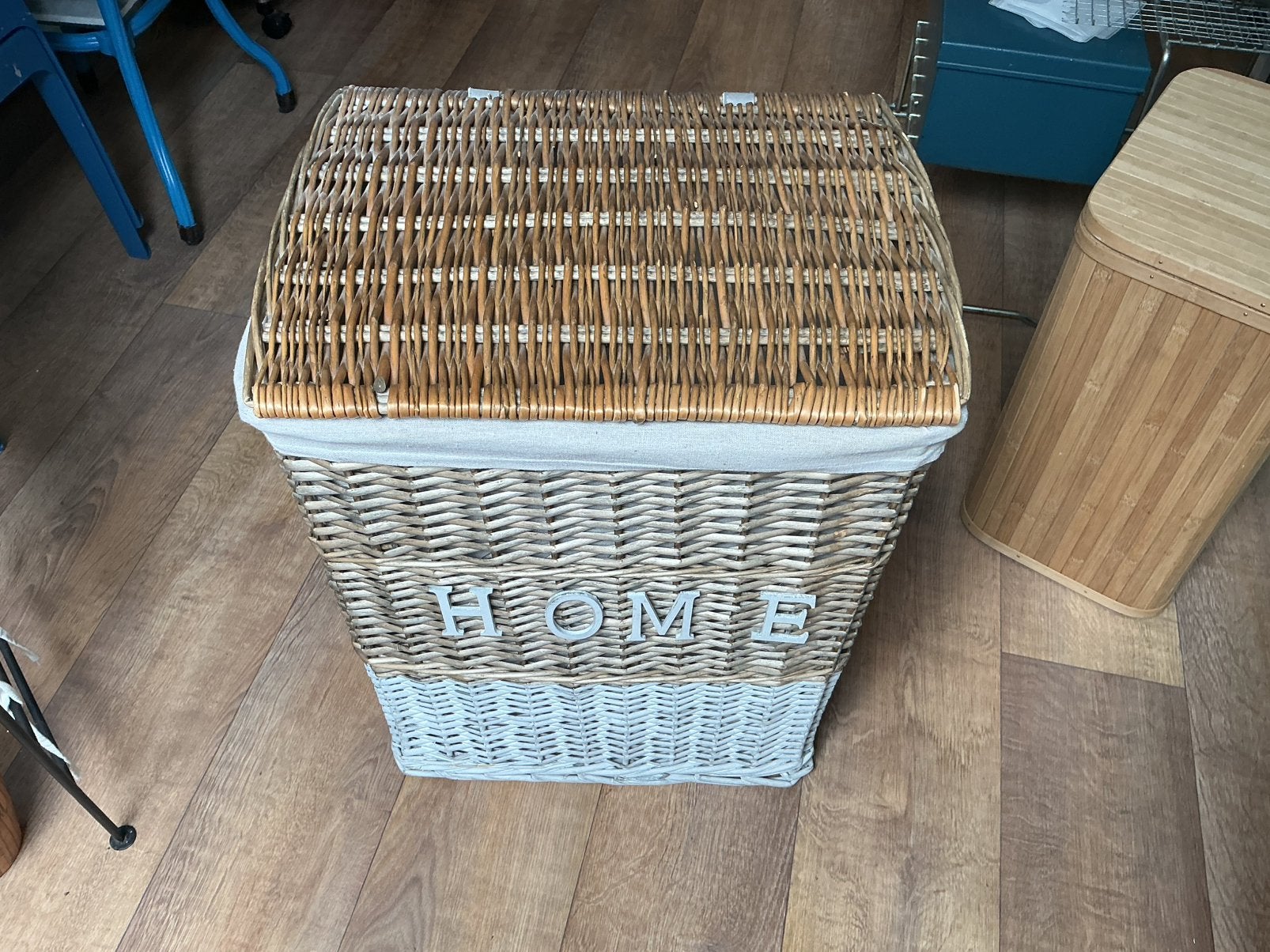Rotan wasmand, Ophalen, Natuurlijk materiaal, Grijs, Gebruikt