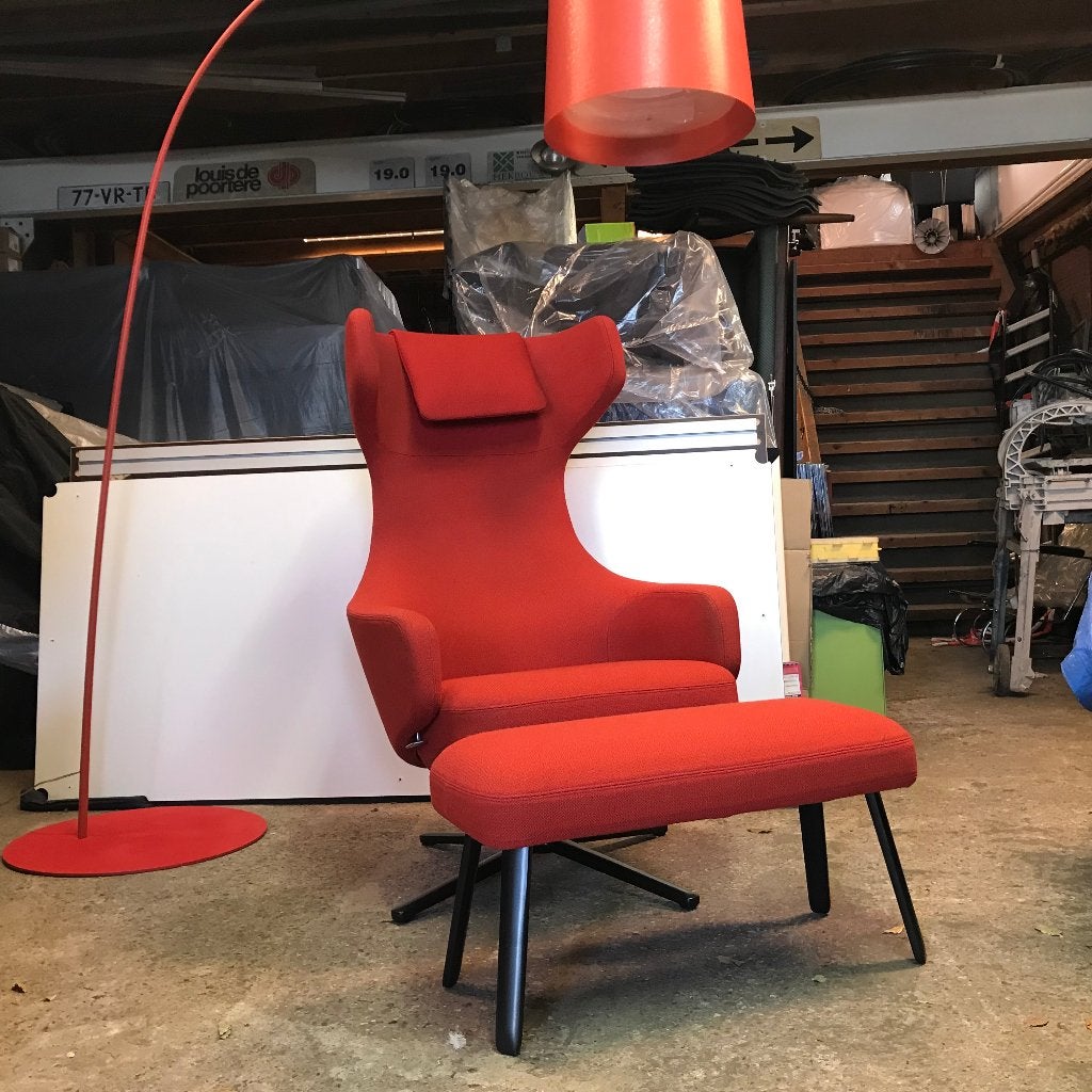 Vitra Grand Repos fauteuil en voetenbank ottoman, Huis en Inrichting, Fauteuils, Ophalen, Gebruikt, 75 tot 100 cm, Nvt