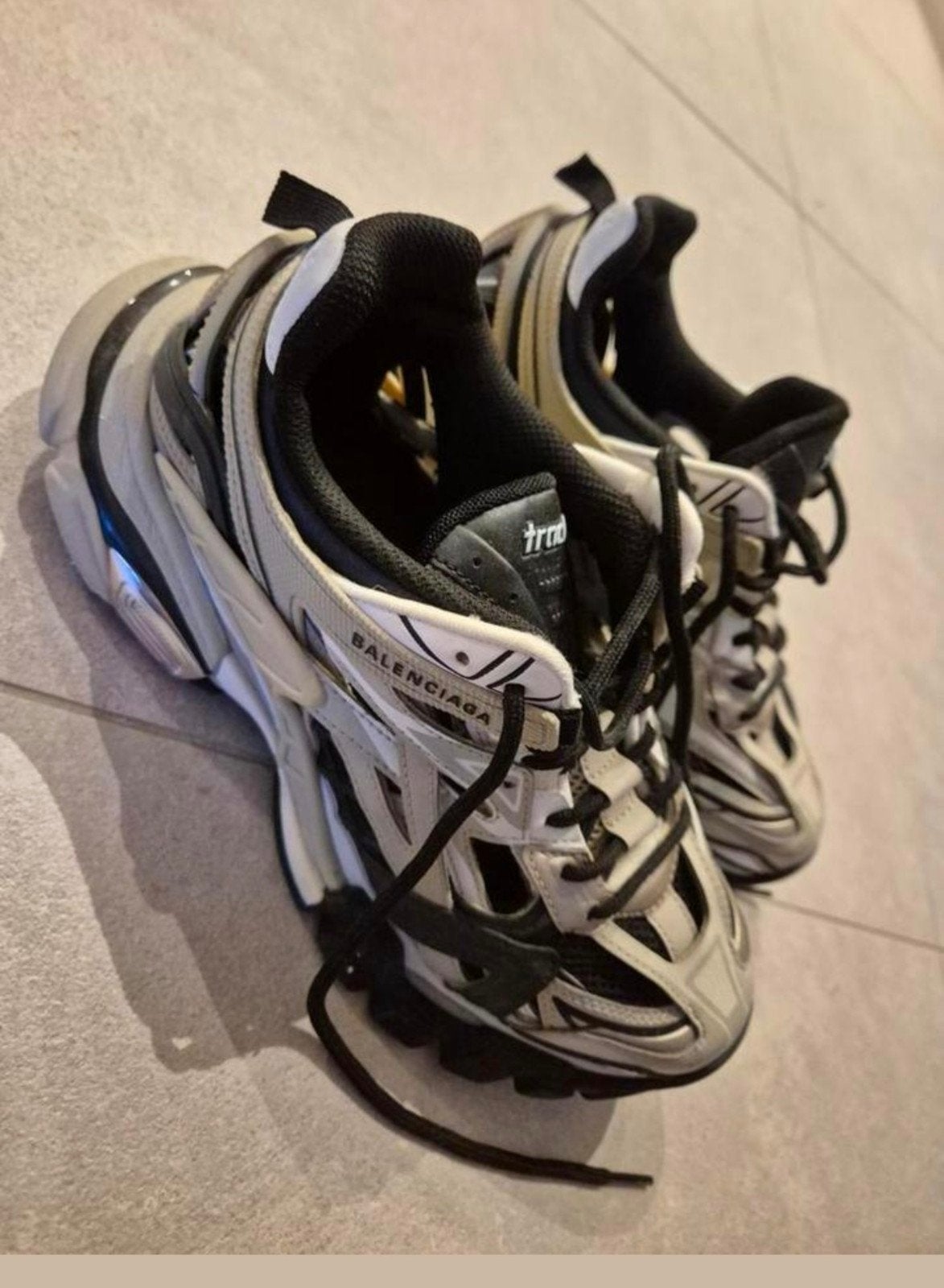 balenciaga 37, Kleding | Dames, Ophalen of Verzenden, Zo goed als nieuw, Zwart, Sneakers of Gympen